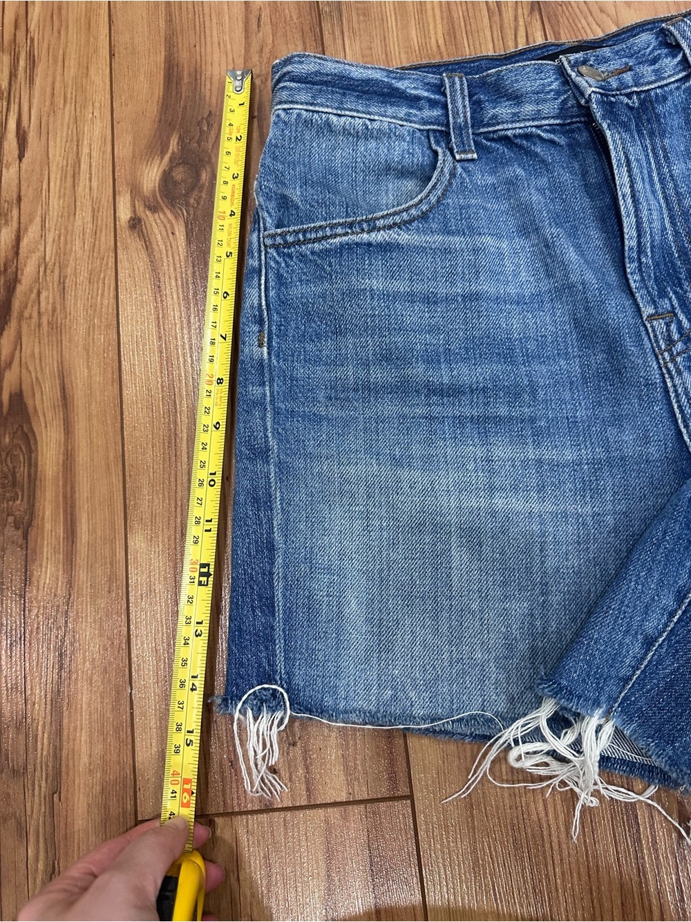 J BRAND Joan High-Rise Blue Denim Women’s Shorts Size 26 - Picture 15 of 16